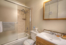 RedAwning Azure Avenue Holiday home